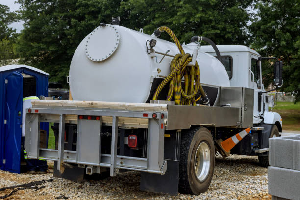 Portable Toilet Options We Offer in Wyandotte, MI