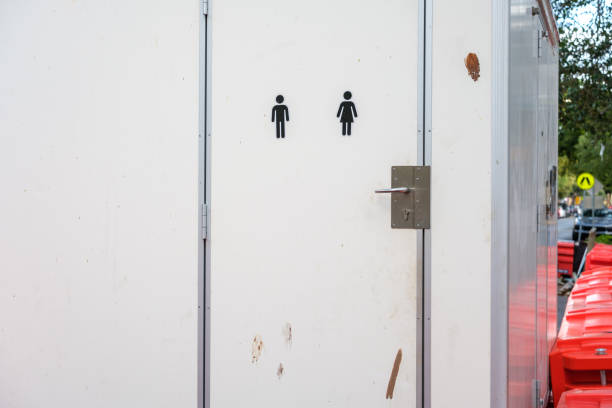 Best Portable bathroom rental  in Wyandotte, MI